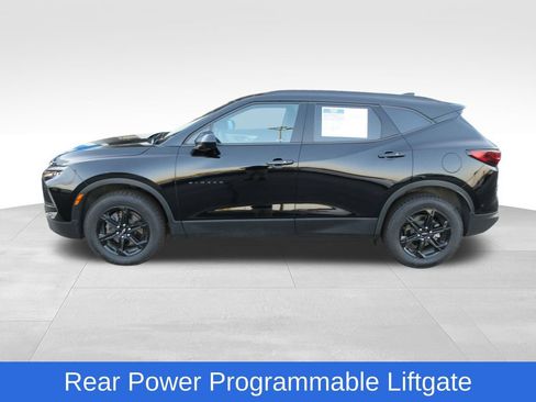 Used 2024 Chevrolet Blazer LT w/ Convenience Package FWD image 2
