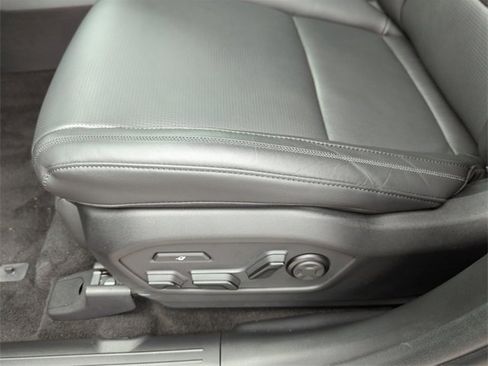 Used 2025 Hyundai Santa Fe Calligraphy image 27