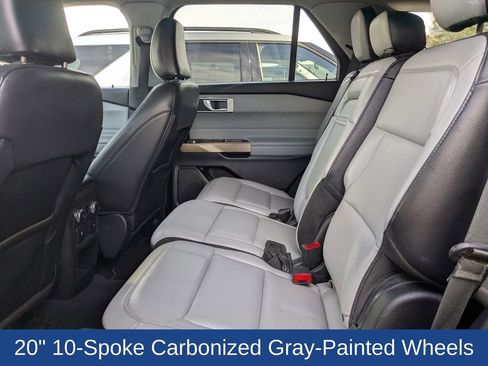 Used 2021 Ford Explorer XLT image 15