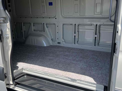 Used 2026 Mercedes-Benz Sprinter 2500 image 40