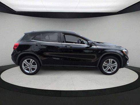 Used 2020 Mercedes-Benz GLA 250 4MATIC image 9