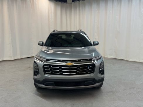 Certified 2025 Chevrolet Equinox LT w/ Convenience Package II image 9