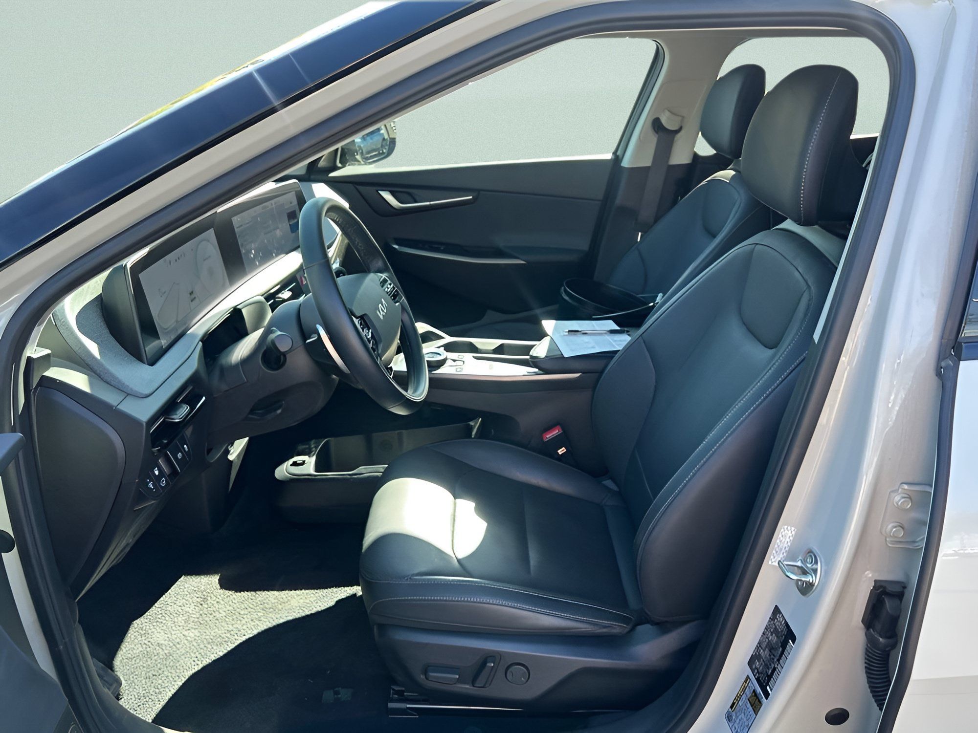 Used 2024 Kia EV6 Wind AWD/4WD image 17