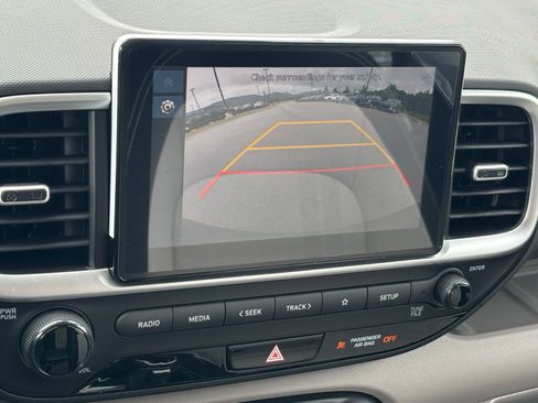 New 2025 Hyundai Venue SEL FWD image 16