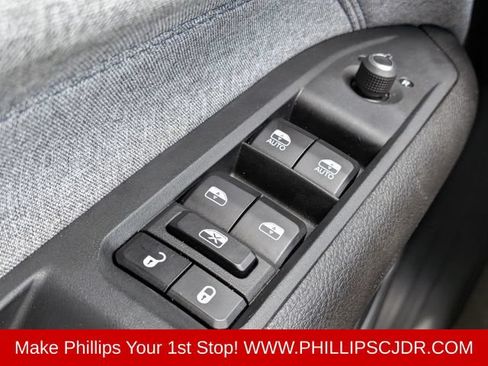 Certified 2025 Jeep Compass Latitude AWD/4WD image 22