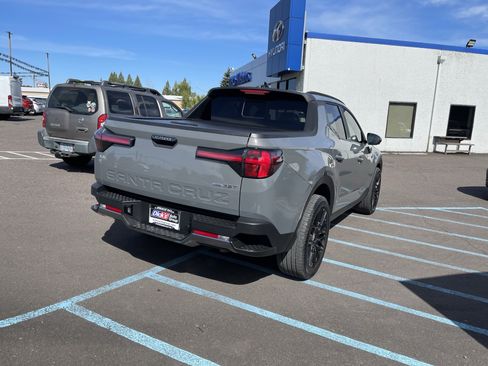 Used 2022 Hyundai Santa Cruz Limited AWD/4WD image 5