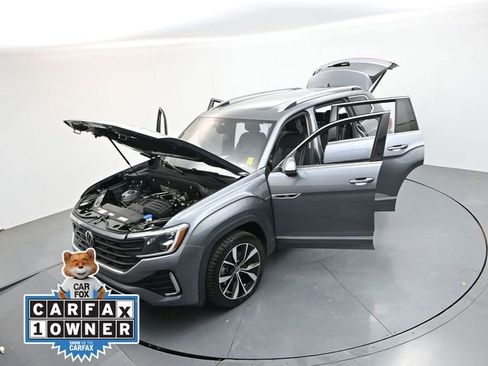 Used 2024 Volkswagen Atlas SEL Premium R-Line AWD/4WD image 38