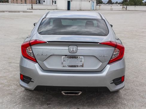 Used 2019 Honda Civic Sport image 5