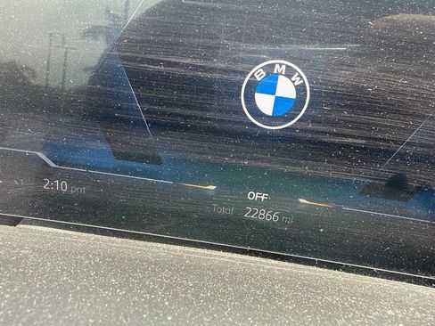Used 2024 BMW X5 xDrive40i w/ M Sport Package AWD/4WD image 1