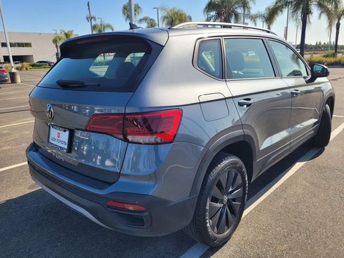 Used 2024 Volkswagen Taos S FWD image 4