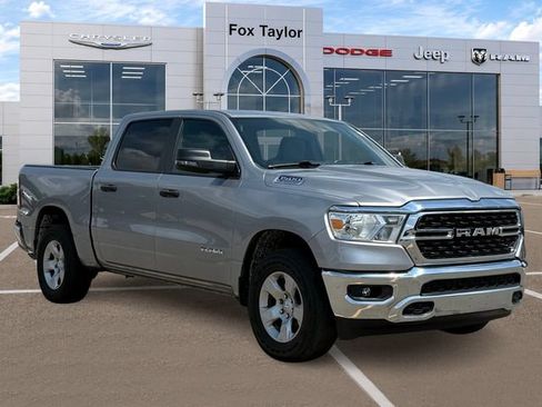 Used 2023 RAM 1500 Big Horn AWD/4WD image 3