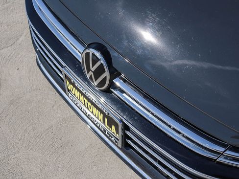 Used 2021 Volkswagen Arteon SE FWD image 8