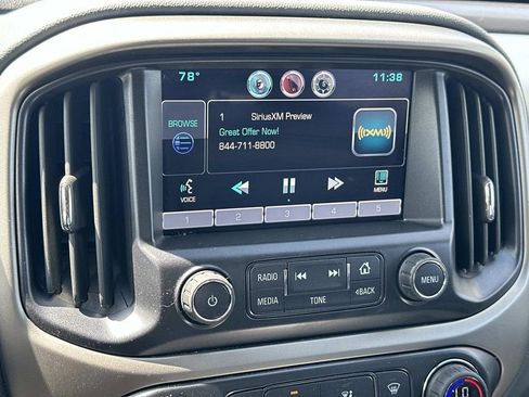 Used 2015 Chevrolet Colorado Z71 AWD/4WD image 28