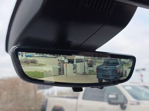 New 2026 GMC Sierra 3500 AT4 w/ AT4 Premium Plus Package AWD/4WD image 38