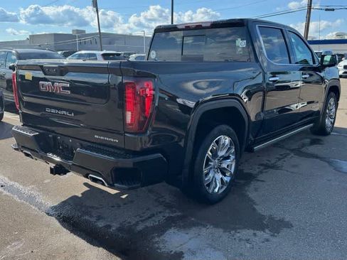 Used 2024 GMC Sierra 1500 Denali AWD/4WD image 5
