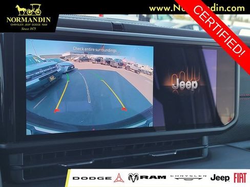 Certified 2024 Jeep Wrangler Unlimited Rubicon AWD/4WD image 10