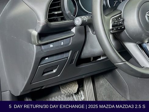 Used 2025 MAZDA MAZDA3 s FWD image 12