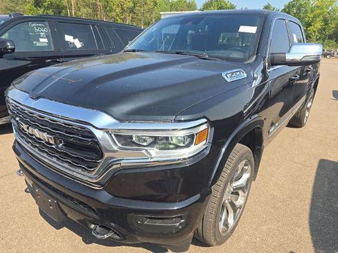 Used 2024 RAM 1500 Limited AWD/4WD image 2