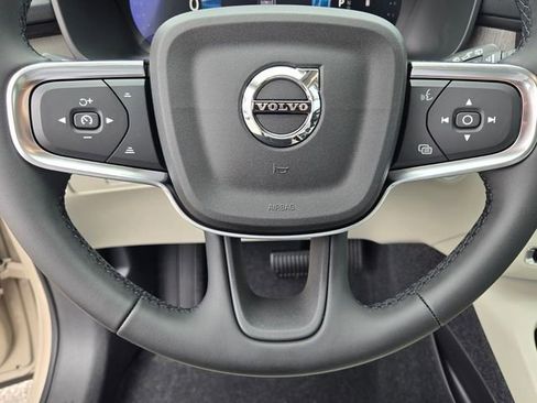 New 2026 Volvo XC40 B5 Plus AWD/4WD image 26