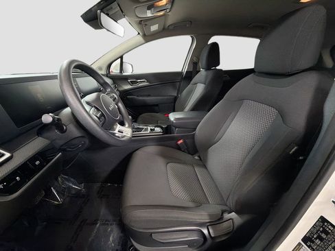 Used 2023 Kia Sportage LX AWD/4WD image 22
