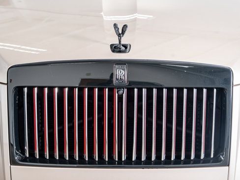 Used 2023 Rolls-Royce Ghost Black Badge w/ Black Badge Ghost Package image 17