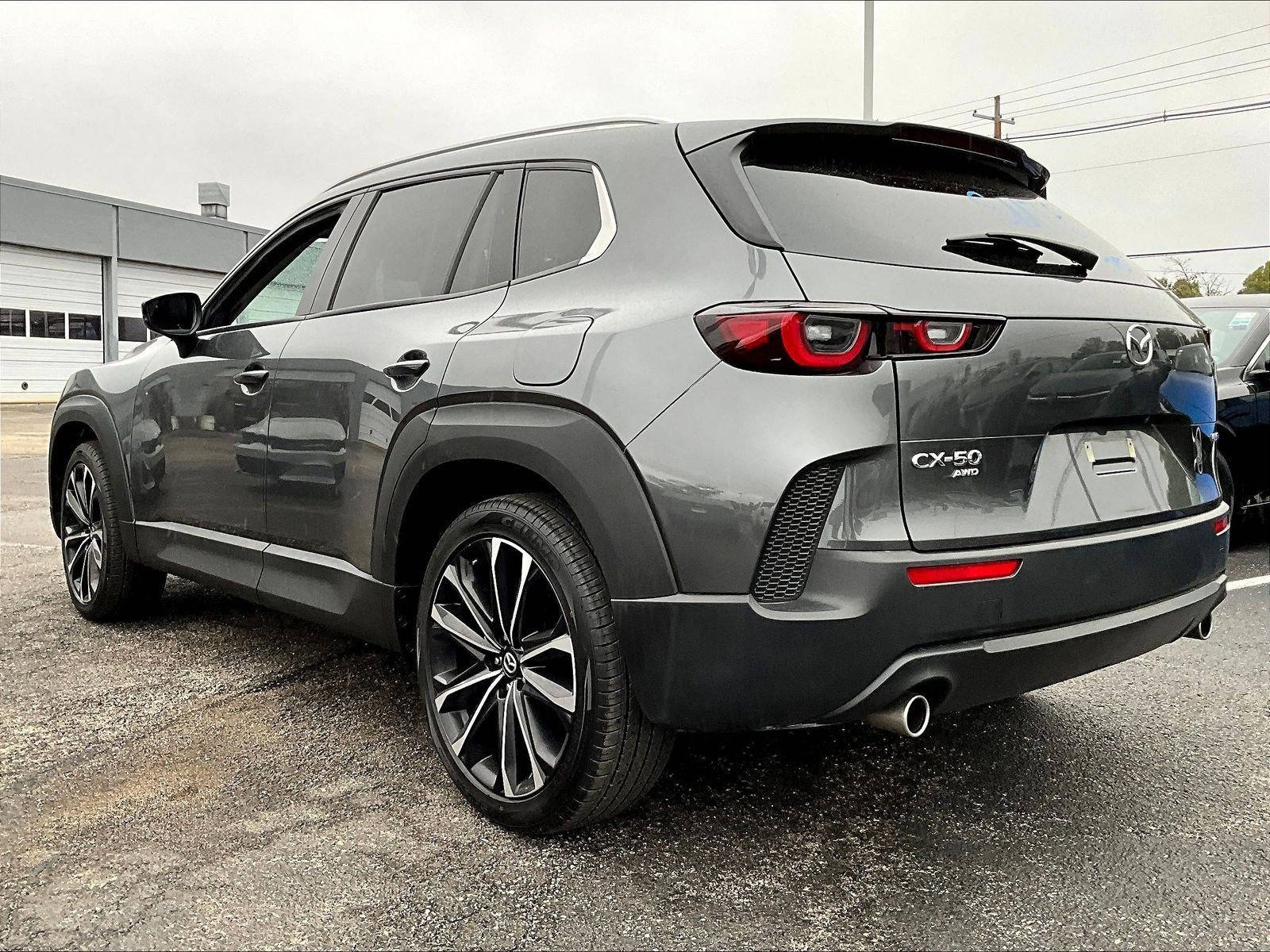 Used 2025 MAZDA CX-50 AWD 2.5 S w/ Premium Plus Pkg image 3