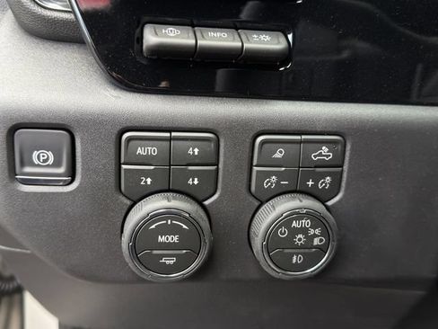 New 2026 Chevrolet Silverado 1500 ZR2 w/ ZR2 Bison Edition AWD/4WD image 18