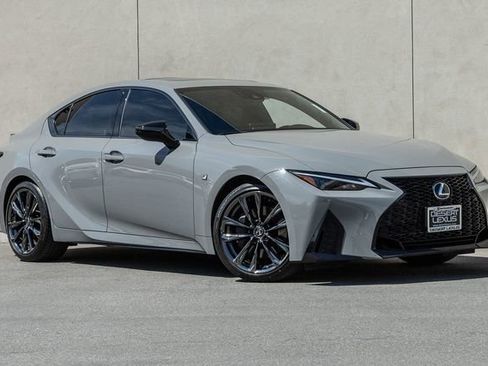 Used 2025 Lexus IS 350 F Sport RWD image 17