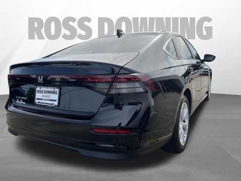 Used 2025 Honda Accord LX image 4