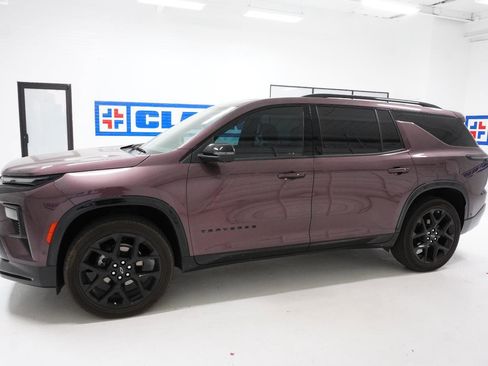 Used 2024 Chevrolet Traverse RS w/ LPO, Floor Liner Package image 8