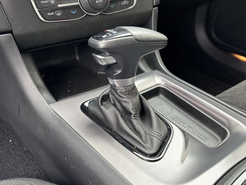 Used 2022 Dodge Charger R/T w/ Plus Group image 26