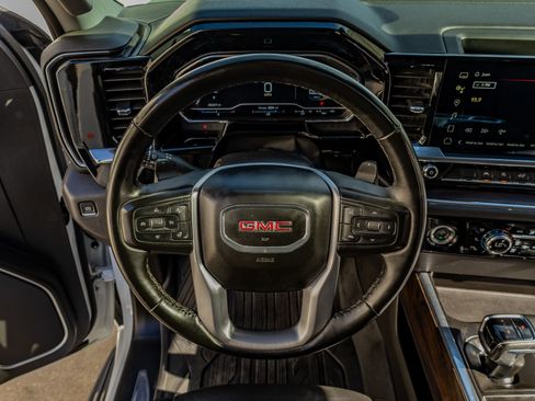 Used 2023 GMC Sierra 1500 SLT w/ SLT Premium Package image 19