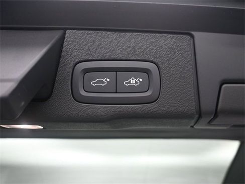 Used 2025 Volvo XC60 B5 Plus w/ Climate Package image 30