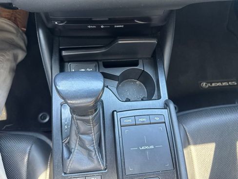 Used 2020 Lexus ES 300h w/ Accessory Package FWD image 20
