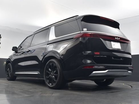 Used 2022 Kia Carnival SX FWD image 20