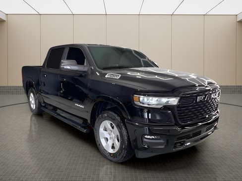 Used 2025 RAM 1500 Big Horn AWD/4WD image 7