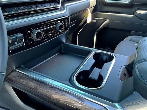 New 2026 Chevrolet Silverado 2500 LTZ w/ LTZ Premium Package image 13