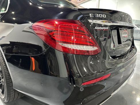 Used 2018 Mercedes-Benz E 300 4MATIC image 72