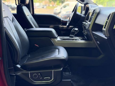 Used 2015 Ford F150 Platinum w/ Equipment Group 701A Luxury AWD/4WD image 14
