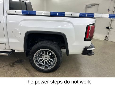Used 2017 GMC Sierra 1500 Denali w/ Denali Ultimate Package AWD/4WD image 19