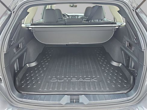 Certified 2025 Subaru Outback image 12