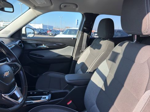 Used 2024 Chevrolet TrailBlazer LT w/ Convenience Package image 27