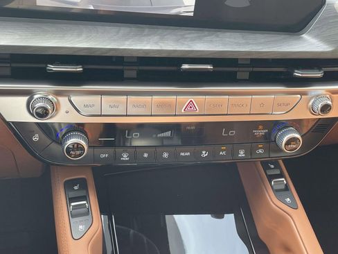 Used 2025 Kia Telluride EX X-Line AWD/4WD image 29