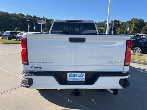New 2026 Chevrolet Silverado 2500 High Country w/ Technology Package AWD/4WD image 6