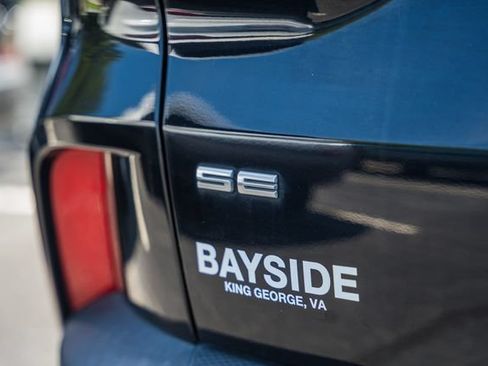 Used 2020 Ford Escape SE FWD image 18