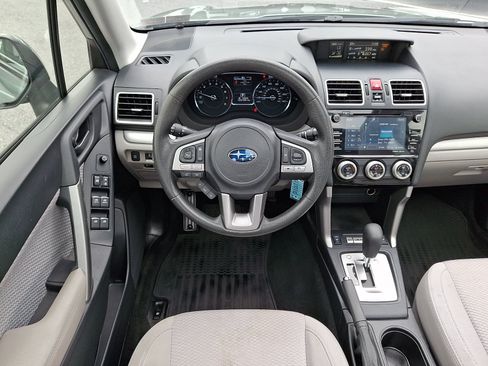 Used 2018 Subaru Forester 2.5i Premium AWD/4WD image 12