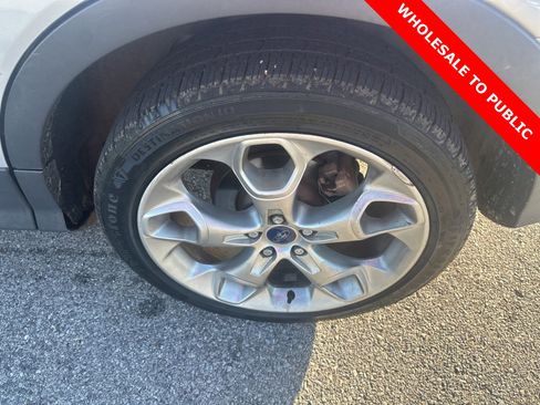 Used 2016 Ford Escape Titanium w/ Equipment Group 301A image 11