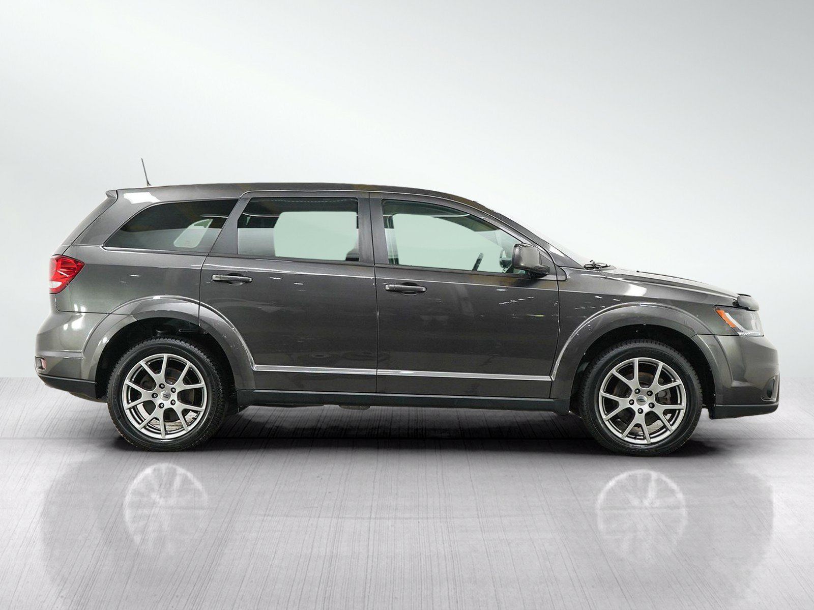 Used 2019 Dodge Journey GT w/ Driver Convenience Group AWD/4WD image 6