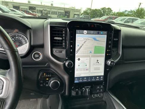 Used 2022 RAM 1500 Big Horn AWD/4WD image 8