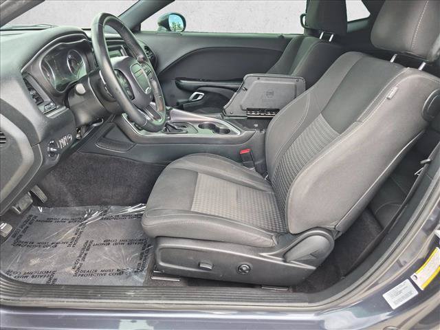 Used 2017 Dodge Challenger SXT RWD image 16